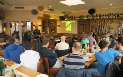 Besprechung vor Trainingsbeginn